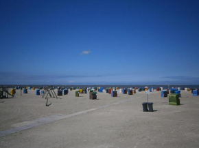 Strandnahes-Ferienhaus-Nessmersiel